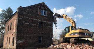 Демонтаж кирпичного дома Когалым, цена от 2934 руб.